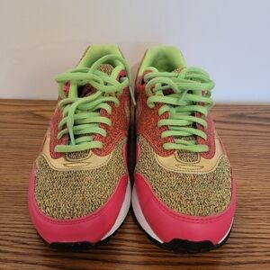 Nike Air Max 1 SeGhost Green (Women's) Size 6
